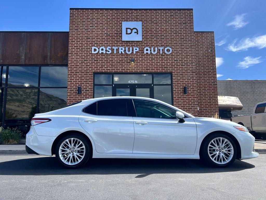 Used 2019 Toyota Camry XLE w/ Driver Assist Package FWD image 7