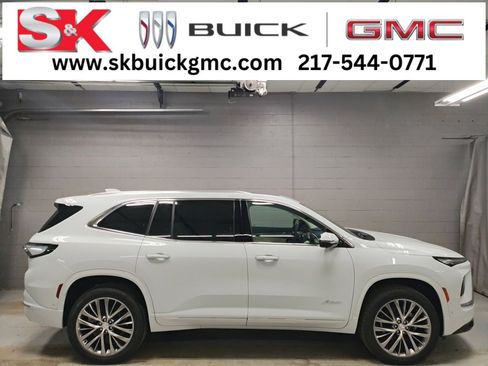 New 2026 Buick Enclave Avenir image 1