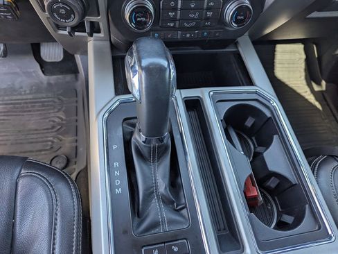 Used 2019 Ford F150 Lariat w/ Equipment Group 502A Luxury image 15