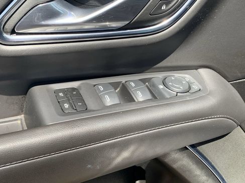 Certified 2024 Chevrolet Tahoe LT RWD image 21
