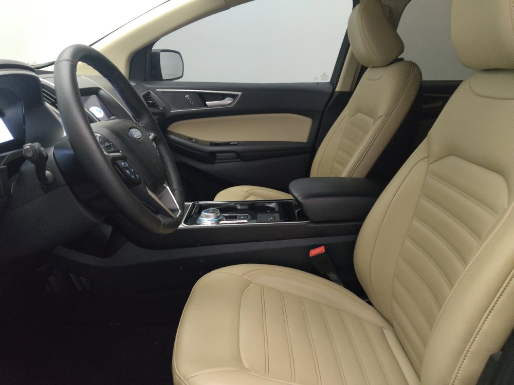 Used 2020 Ford Edge SEL w/ Convenience Package FWD image 17