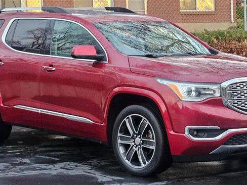 Used 2019 GMC Acadia Denali w/ LPO, Floor Liner Package image 7