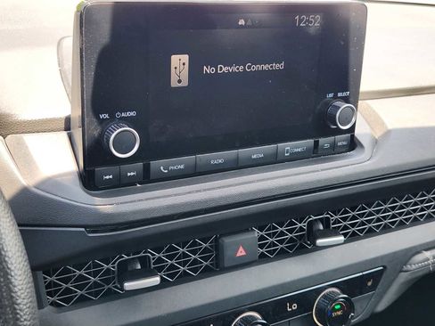 Used 2023 Honda Accord EX image 17