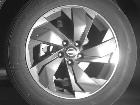 Used 2025 Nissan Rogue SV FWD image 15