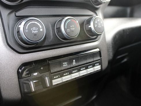 Used 2022 RAM 2500 Tradesman image 34