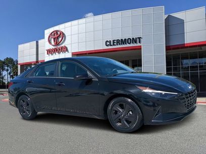 Used 2023 Hyundai Elantra SEL w/ Cargo Package