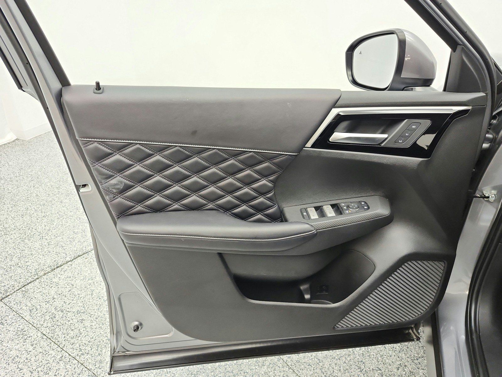 Used 2024 Mitsubishi Outlander SEL FWD image 14