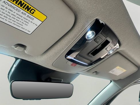 Used 2023 Kia Niro Wave w/ Wave Preserve Package FWD image 21