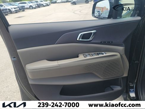 New 2026 Kia Carnival EX FWD image 26