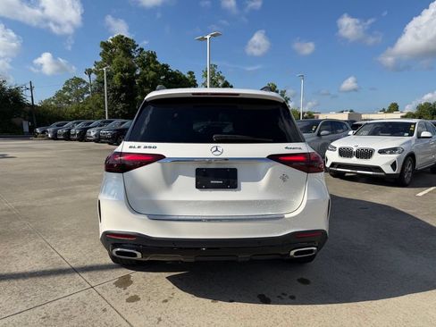 Used 2024 Mercedes-Benz GLE 350 4MATIC image 4