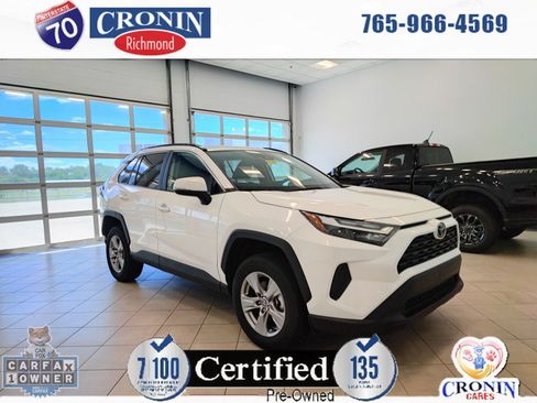 Used 2025 Toyota RAV4 XLE FWD image 1