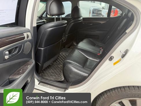 Used 2014 Lexus LS 460 AWD w/ Comfort Package image 8