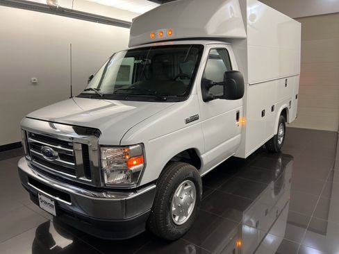 New 2025 Ford E-350 and Econoline 350 Super Duty w/ Power Equipment Group image 3