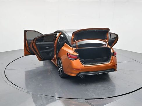 Used 2023 Nissan Sentra SR w/ SR Premium Package image 44