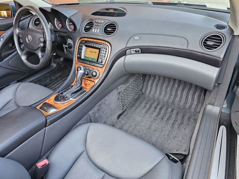 Used 2004 Mercedes-Benz SL 500 image 25