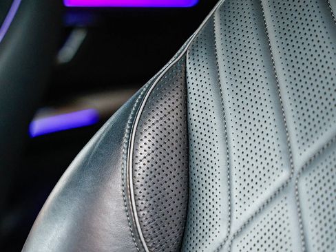 Used 2023 Mercedes-Benz EQS 580 4MATIC SUV image 26