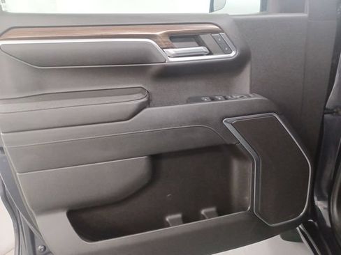 Used 2023 Chevrolet Silverado 1500 LT RWD image 16