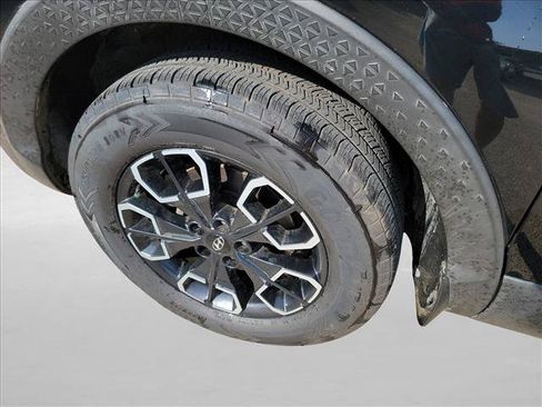 Used 2022 Hyundai Santa Cruz SEL w/ Activity Package FWD image 9