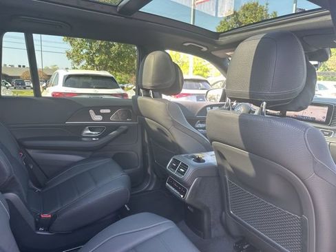 New 2026 Mercedes-Benz GLS 450 4MATIC image 28