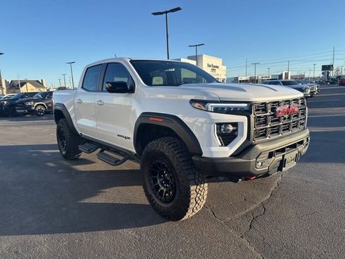 Used 2024 GMC Canyon AT4X w/ AT4X AEV Edition image 11