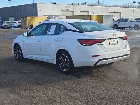 Used 2024 Nissan Sentra SV image 10