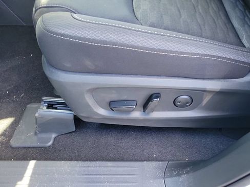 New 2026 Nissan Pathfinder SV w/ Cargo Package FWD image 9