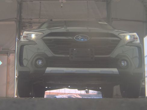 Used 2023 Subaru Outback Limited image 12