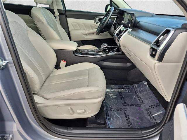 Used 2023 Kia Sorento SX AWD/4WD image 24