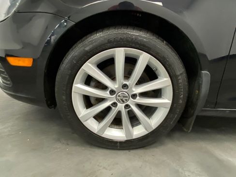 Used 2016 Volkswagen Eos Komfort FWD image 22