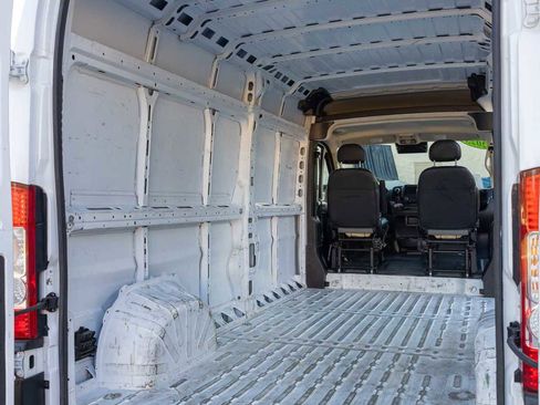 Used 2023 RAM ProMaster 2500 image 14