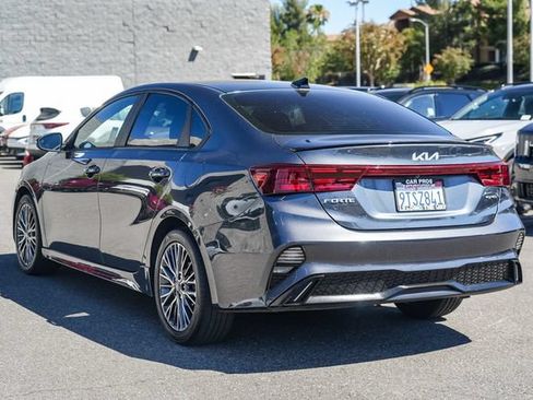 Certified 2023 Kia Forte GT-Line FWD image 7