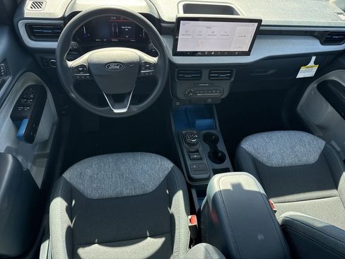 New 2025 Ford Maverick XLT image 22