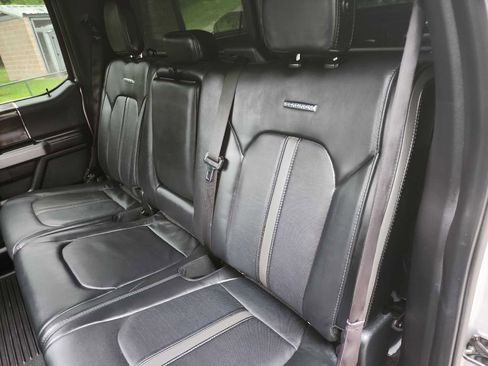 Used 2017 Ford F150 Platinum w/ Equipment Group 701A Luxury image 37