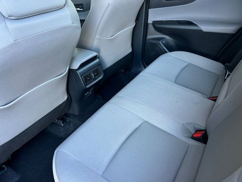 Certified 2024 Toyota Venza LE image 15