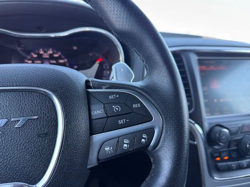 Used 2015 Jeep Grand Cherokee SRT AWD/4WD image 15