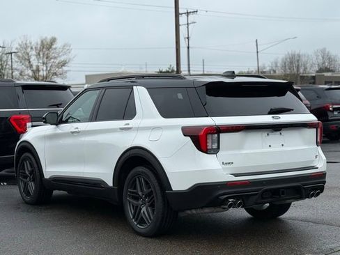 Used 2025 Ford Explorer ST AWD/4WD image 47