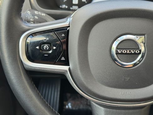 Used 2017 Volvo XC90 T6 Momentum w/ Vision Package AWD/4WD image 21