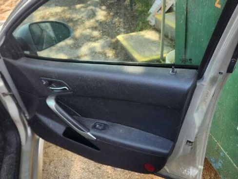 Used 2010 Pontiac G6 Sedan image 12