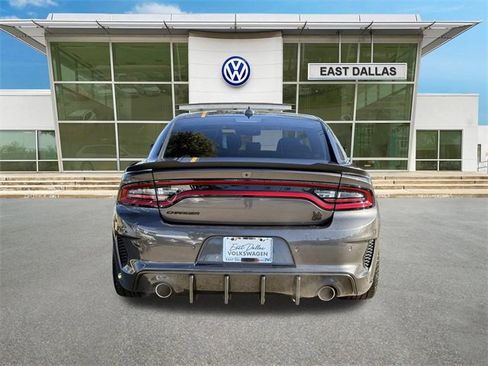 Used 2022 Dodge Charger Scat Pack image 4