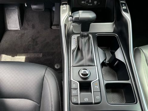 Used 2024 Kia Sorento EX FWD image 20