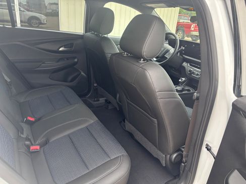 Used 2026 Buick Envista Preferred w/ Convenience I Package FWD image 12