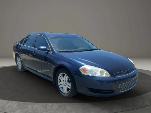 Used 2012 Chevrolet Impala LT w/ LT Sunroof Package FWD image 3