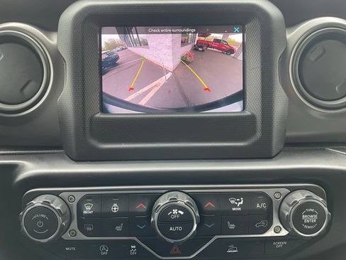 Used 2022 Jeep Wrangler Unlimited Sport AWD/4WD image 20