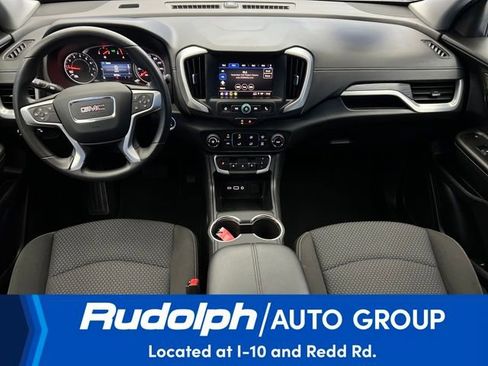 Used 2024 GMC Terrain SLE image 12