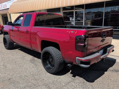 Used 2019 Chevrolet Silverado 1500 LT w/ All Star Edition AWD/4WD image 2