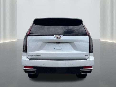 Used 2021 Cadillac Escalade ESV Premium Luxury image 6