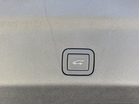 New 2026 GMC Yukon Denali w/ Denali Reserve Package AWD/4WD image 7