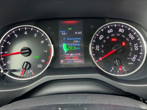 Used 2021 Toyota RAV4 XLE FWD image 25