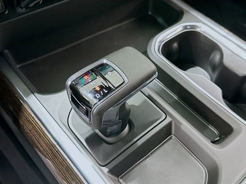 New 2026 GMC Sierra 1500 Elevation w/ Preferred Package RWD image 17