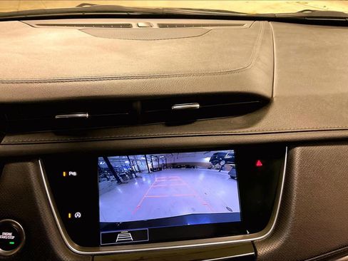 Used 2020 Cadillac XT5 Luxury image 28